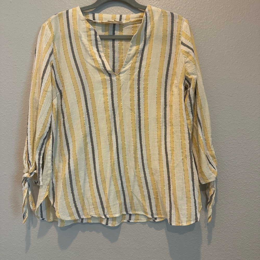 Michael Kors Cream and Gray 3/4 Sleeve Tie Front Blouse